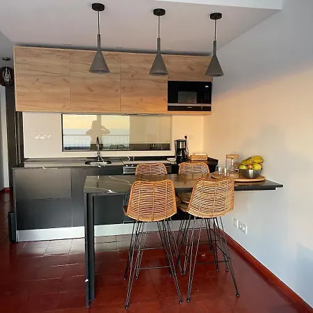 Sea View Apartment, Next To Lisbon