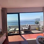 Sea View Apartment, Next To Lisbon Apartamento
