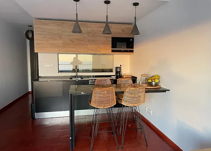 Sea View Apartment, Next To Lisbon